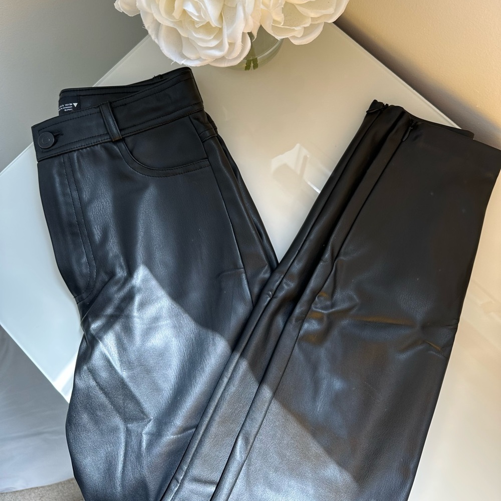 ZARA Leather leggings